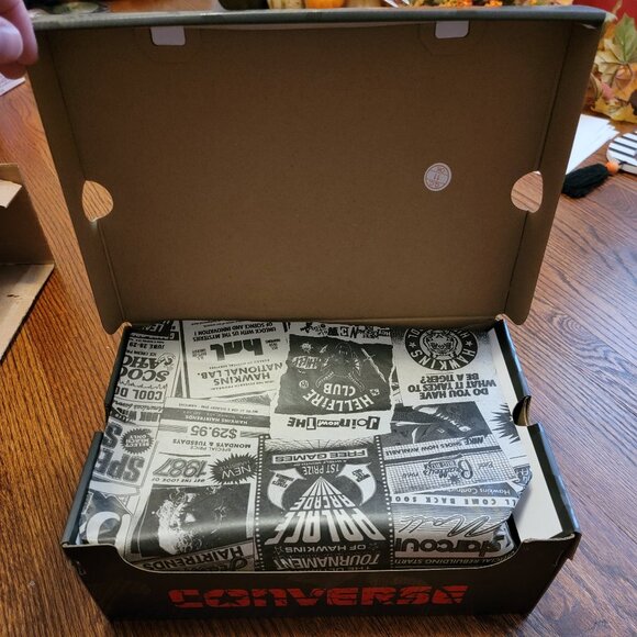 Converse x Stranger Things Chuck 70, A17933C, Magnet/Black/Tomato, M 10 W 12 New - Picture 10 of 12